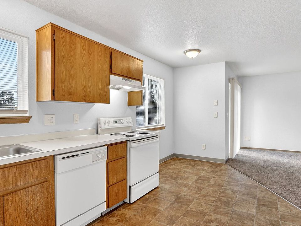 1st image of 13024 SE Tessa St #6