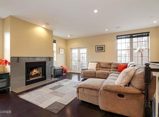 320 74th St #3A, Brooklyn, NY 11209