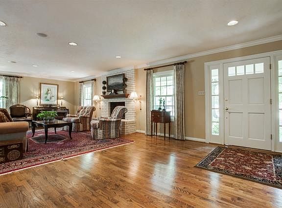 5th image of 4406 Nashwood Ln