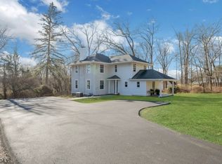 200 Mountainside Rd, Mendham Boro, NJ 07945