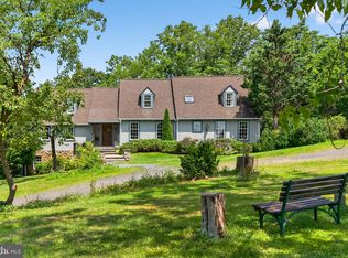 6699 Robinson Ln, Warrenton, VA 20186