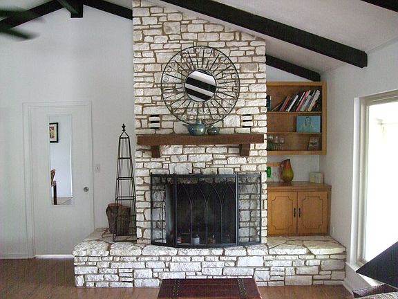 4th image of 725 Barbara Dr