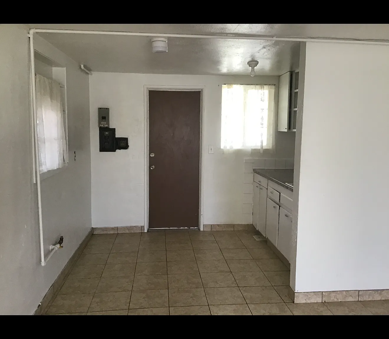 1 bed, 600 sqft, $1,000 — Photo 4
