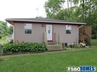 973 County Home Rd, Springville, IA 52336