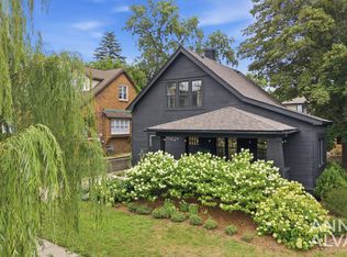 1150 Neland Ave SE, Grand Rapids, MI 49507