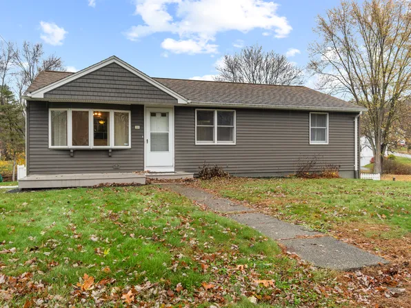 10 Green Acres Lane, Thompson, CT 06255