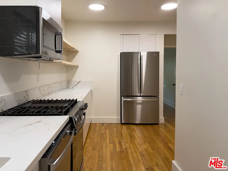 1947 Clinton St #700 — Photo 7