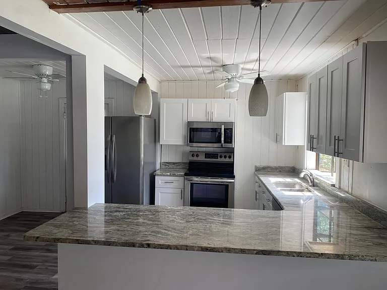 7008 N Dakota Ave — Photo 3