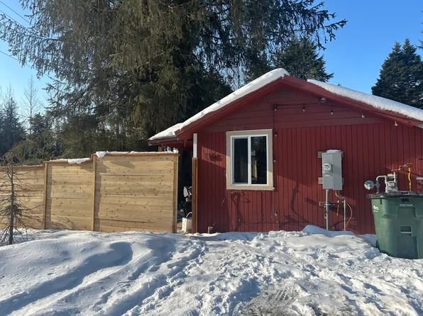 115 Hottentot Mine Rd #1, Girdwood, AK 99587