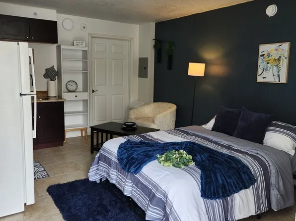 929 W Colonial Dr, Orlando, FL 32804