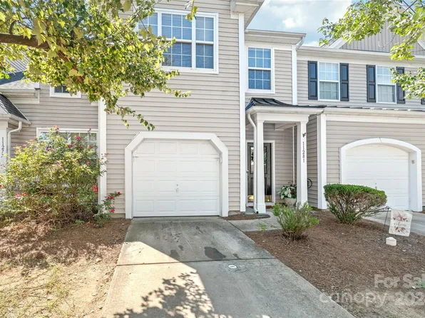 11281 Lions Mane St, Charlotte, NC 28273