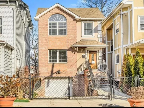 15 S 7th Avenue, Mount Vernon, NY 10550
