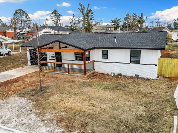 506 S 12th St, Rogers, AR 72756