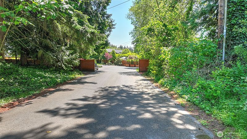 3rd image of 22010 34th Avenue S