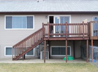 1034 Adobe Trail, Mandan, ND 58554