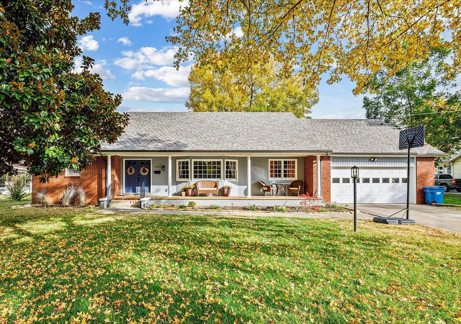 4 Bed 2.5 Bath For Rent - Springfield, MO — Photo 2