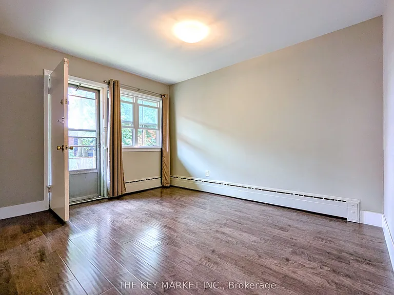 211 Saint Clements Ave #2 — Photo 11