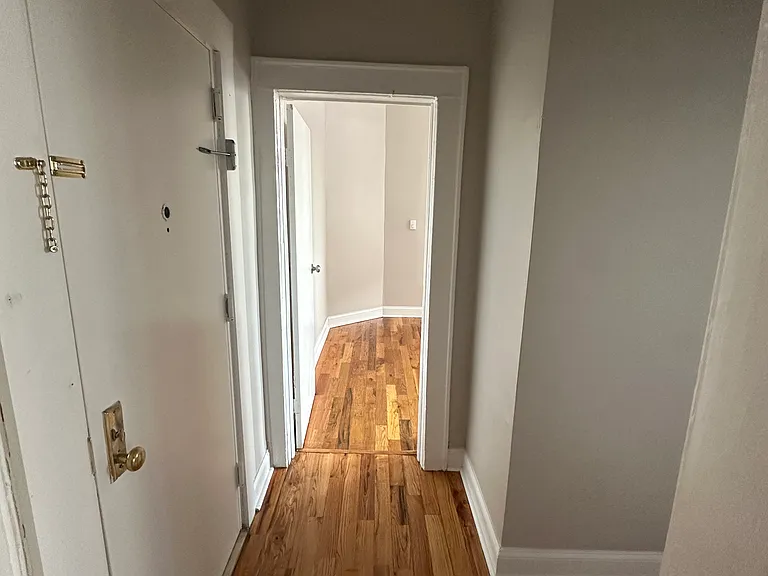 737 Martin Luther King Blvd #14 — Photo 4