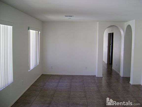 3rd image of 9659 Giddings Ave