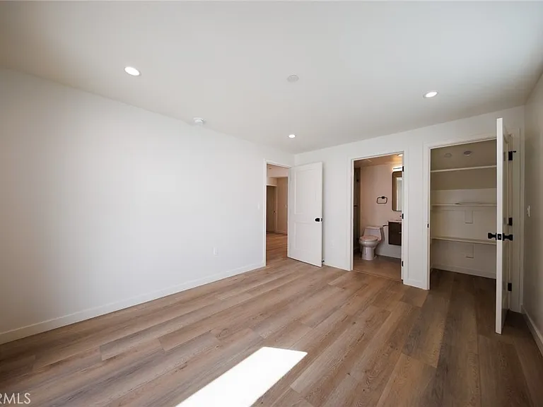 5933 Comey Ave #3 — Photo 20
