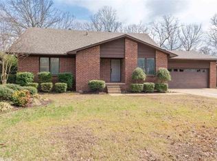6000 Eagle Creek Rd, North Little Rock, AR 72116