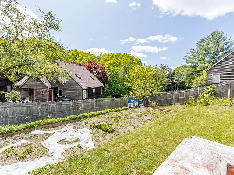 8 White Birch Ln — Photo 64