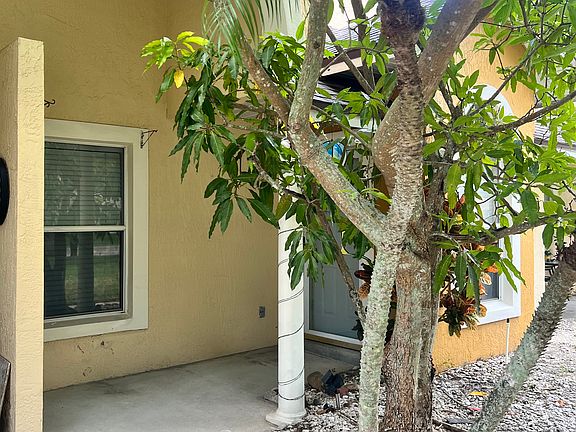 2nd image of 3137 Enclave Ct