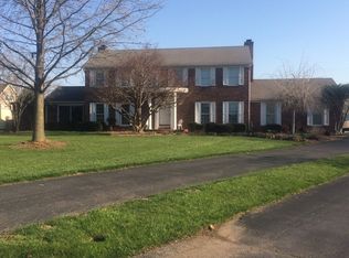 1854 Cobblestone Ct, Bowling Green, KY 42103