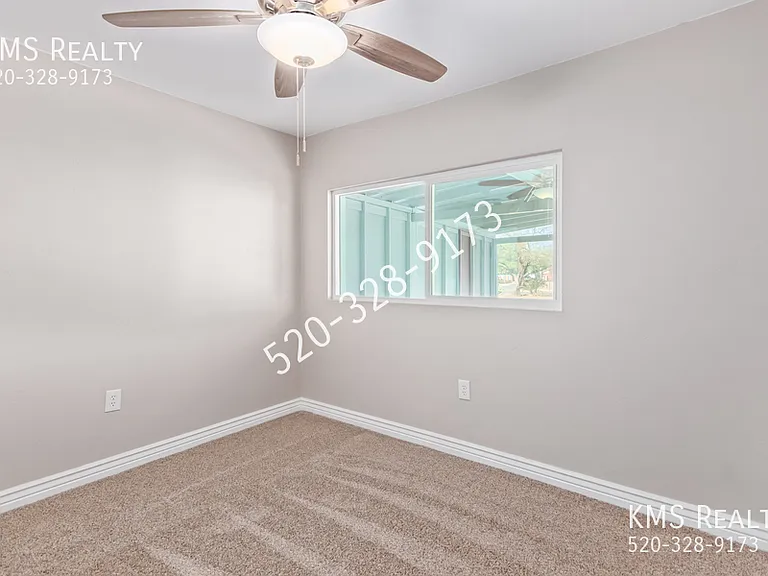 4213 S Lundy Ave — Photo 2