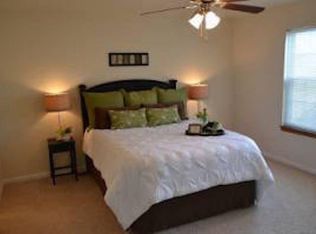 2404 Surrey Dr, Lawrence, KS 66046