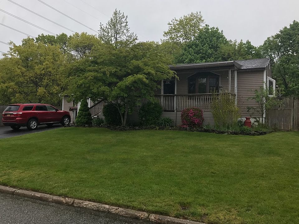 1st image of 2819 Heather Ave