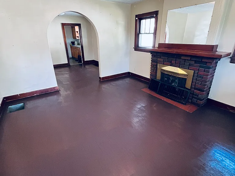 725 Rice St — Photo 3
