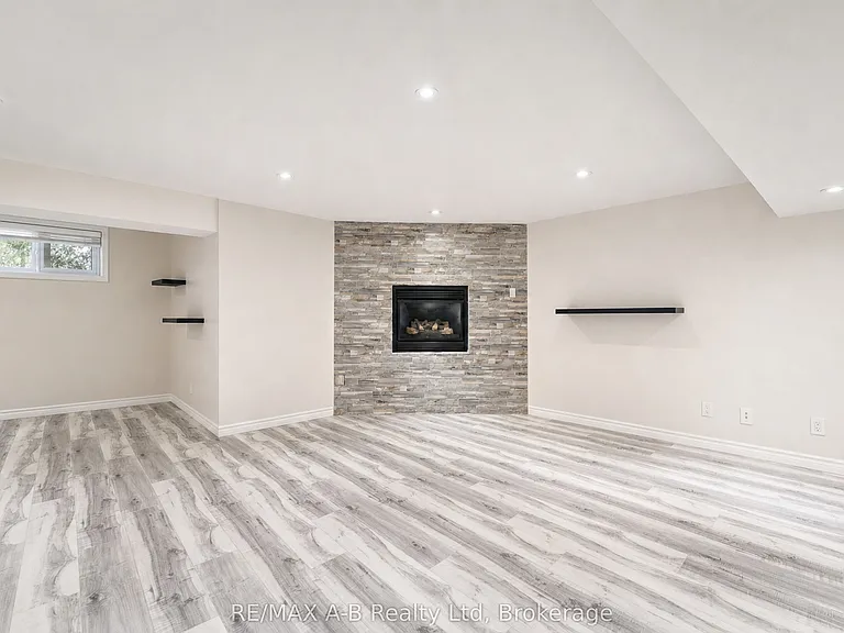 70 Kenton St — Photo 36