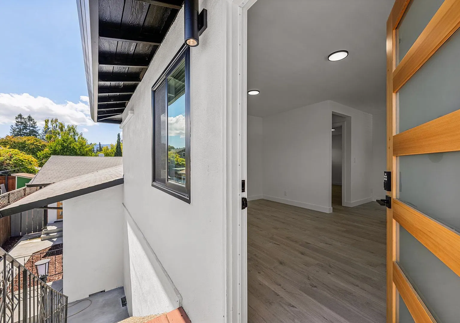 Davis 1120 — Photo 1