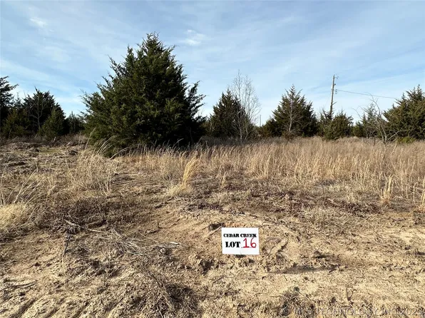 16 Knotty Pine Rd, Colbert, OK 74733