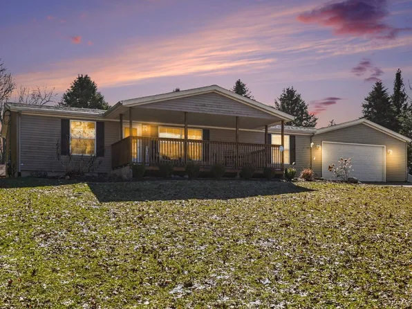 32745 Haley Rd, Dowagiac, MI 49047