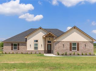 3310 Hunters Crossing Trl, Bryan, TX 77808
