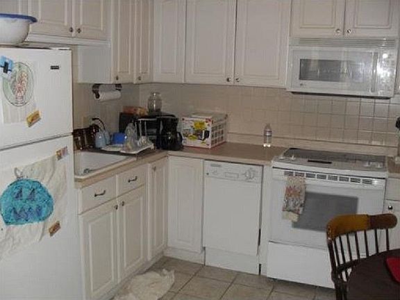 4th image of 4 McDewell Ave APT 18