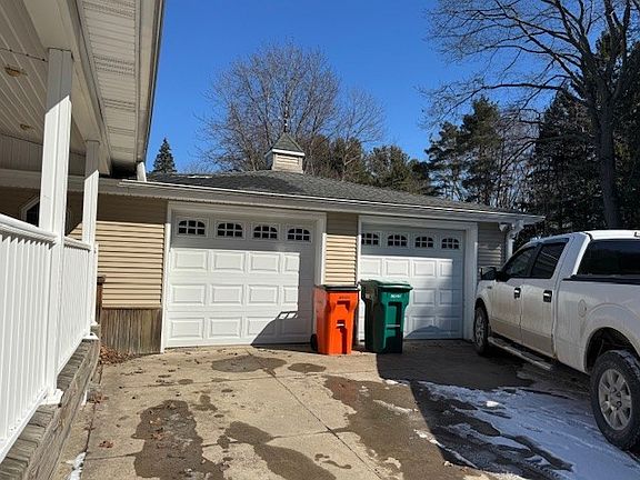 3rd image of 4823 Reese Rd