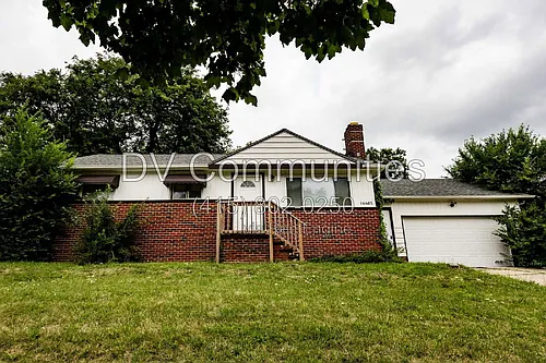 16605 Kollin Ave Photo 1