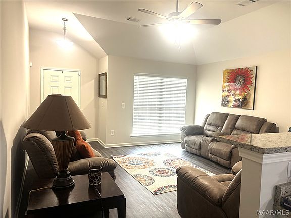 3rd image of 6119 Ridgeside Blvd