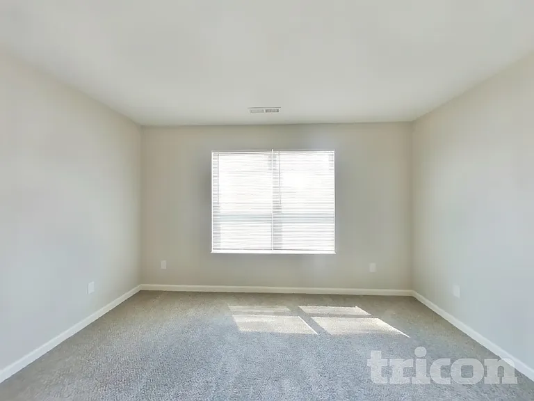 4936 Dunlin Dr — Photo 7