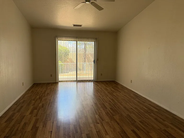 480 S Sawmill Gardens Dr — Photo 7