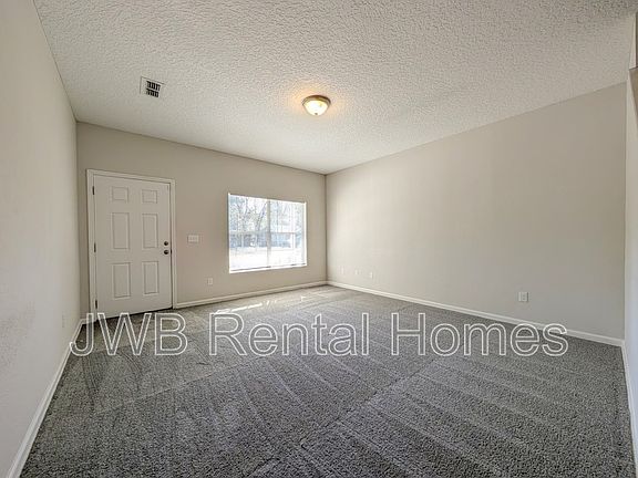 4th image of 4509 Wheeler Ave