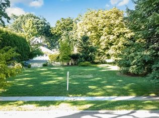 155 Phelps Rd, Ridgewood, NJ 07450