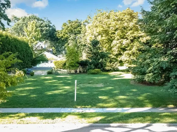 155 Phelps Rd, Ridgewood, NJ 07450