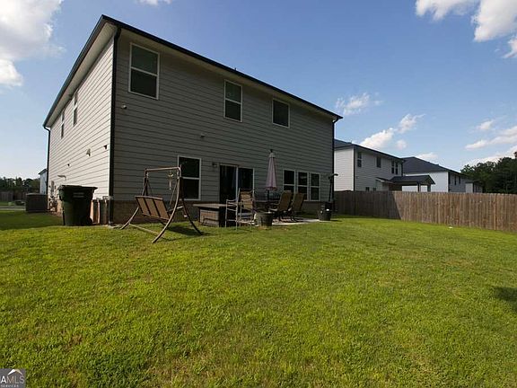 3rd image of 4211 Dean Grove Way