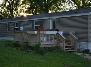 2518 100th Ave NE, Eyota, MN 55934