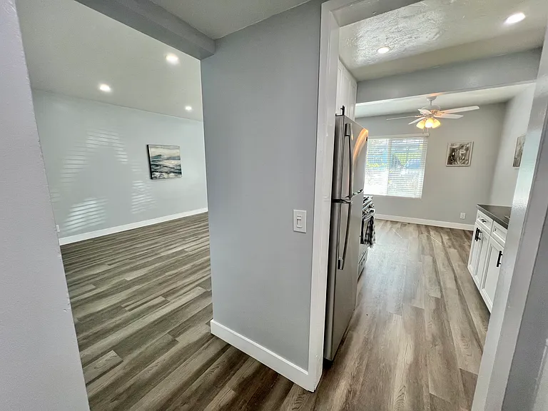 Welcome to Pacific View Apartments — Photo 10