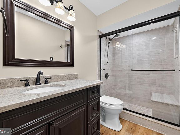 5th image of 115 E Kings Hwy Unit 341